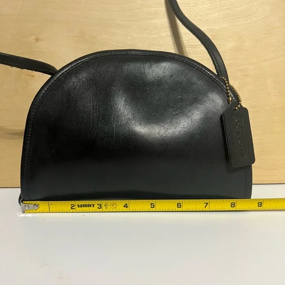 Coach vintage Black Leather Crossbody Bag made in USA1015-217